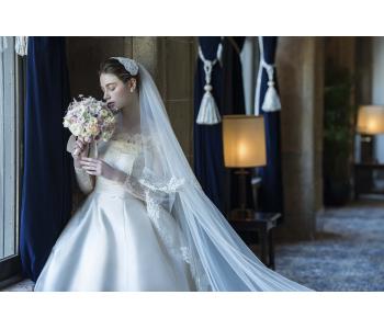 一生に一度の特別な一日だからこそ、ドレス選びの時間も大切な思い出であってほしい。

organza*では、お客様一人ひとりに寄り添い、心から安心してお過しいただける空間づくりを大切にしています。