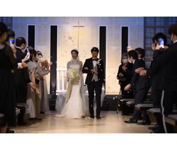 ご新婦様の拘りが詰まったウェディングドレスを<br>素敵に着こなして頂きました!<br>素敵なご新郎ご新婦様との出会いに感謝です!<br>